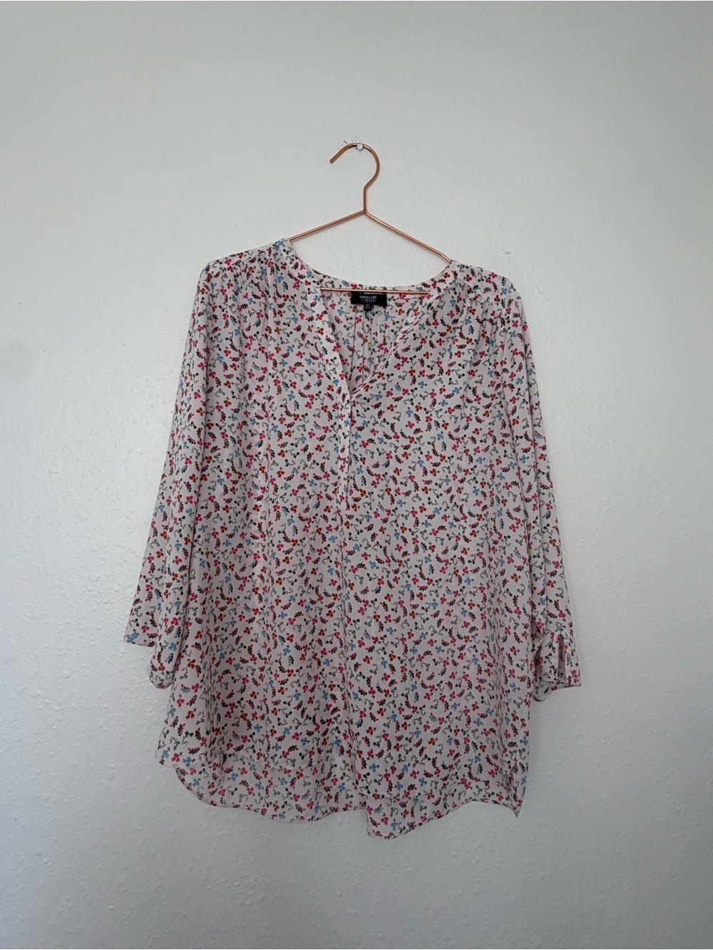 NYDJ White Floral pin tuck blouse XL